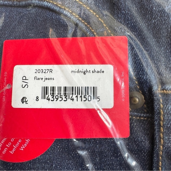 SPANXshape™ EveryWear Flare Jeans Midnight Shade Regular Size: Small - 4/6 NWT - Picture 3 of 5